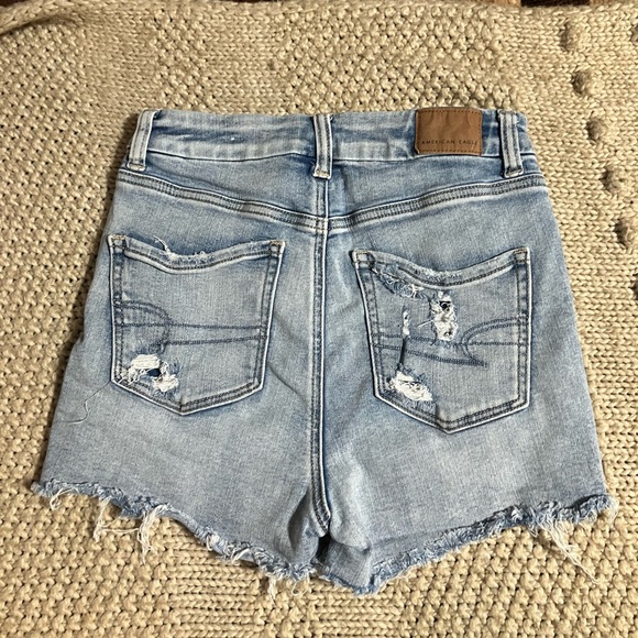 American Eagle Curvy Hi-Rise Shortie Denim Shorts Size 0 024 - Picture 2 of 5